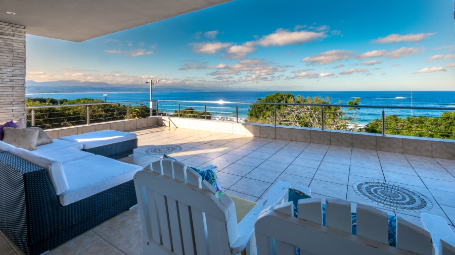 7 Bedroom Property for Sale in Beacon Isle Western Cape